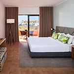 Отель Nh Marina 4*