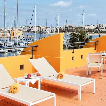 Ξενοδοχείο Nh Marina