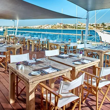 Hotell Nh Marina 4*