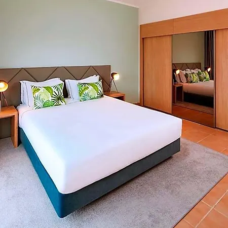 Hotel Nh Marina