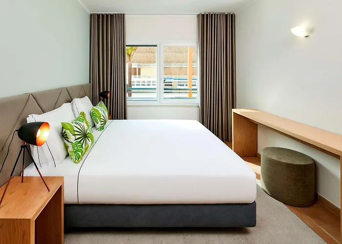 Hotel Nh Marina Portimão