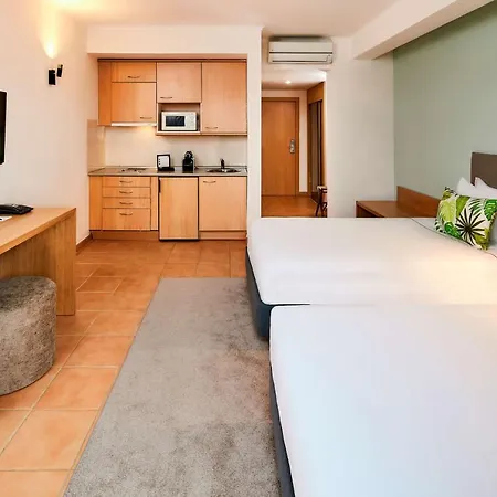 Tivoli Marina 4*