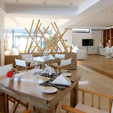 Nh Marina Hotel 4*