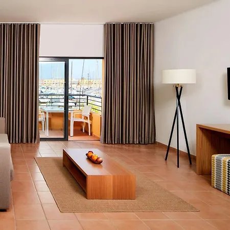 Hotel Nh Marina