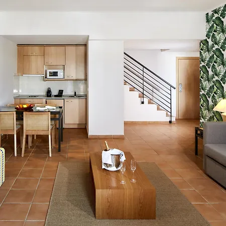 Nh Marina Hotel 4*