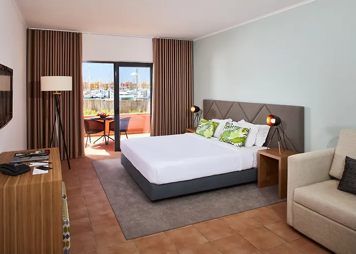 Nh Marina Hotel Portimão